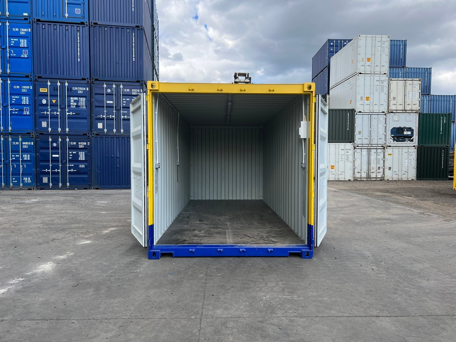 20ft Modified Shipping Containers – Custom Build - Image 2