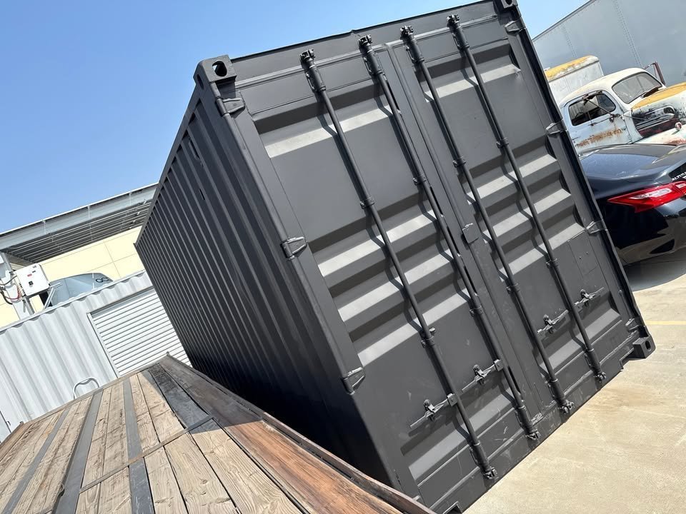 20ft Shipping Container – Matte Black w/ 12’ Side Roll-Up Door - Image 5