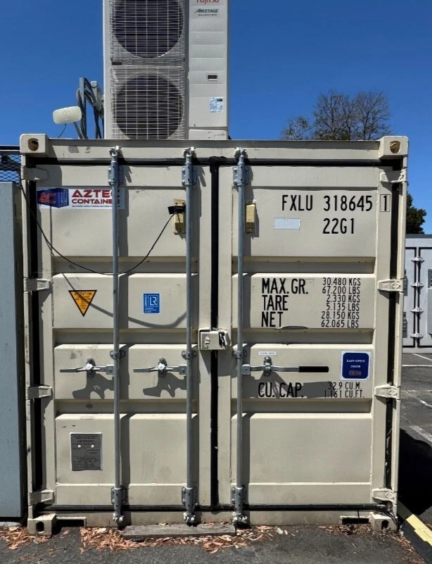 Refrigerated 20' Conex Shipping Container